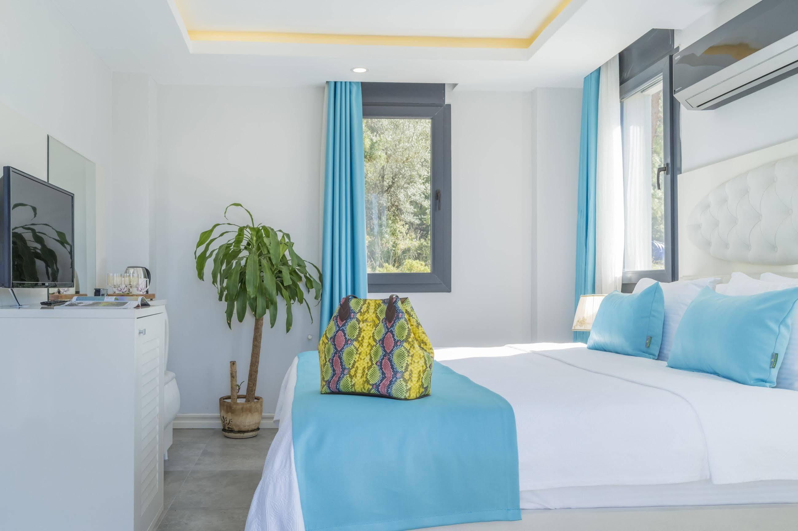 Monastery Suites Hotel-Fethiye Ölüdeniz Exterior foto